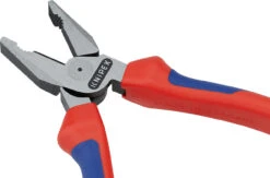 KNIPEX Kraft-Kombizange 9 KNIPEX Kraft-Kombizange -Fahrradausrüstung 424174